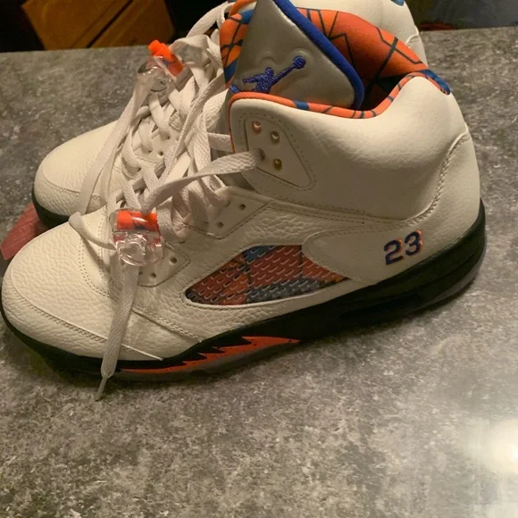 Retro Jordan ‘international’ 5